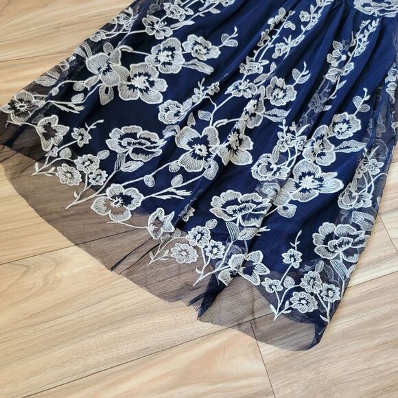 Beige by ECI Embroidered Tulle Illusion Midi Dress in Black Navy - Picture 3 of 13